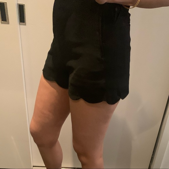 Wilfred Scallop Short -black size 0 - Picture 10 of 10